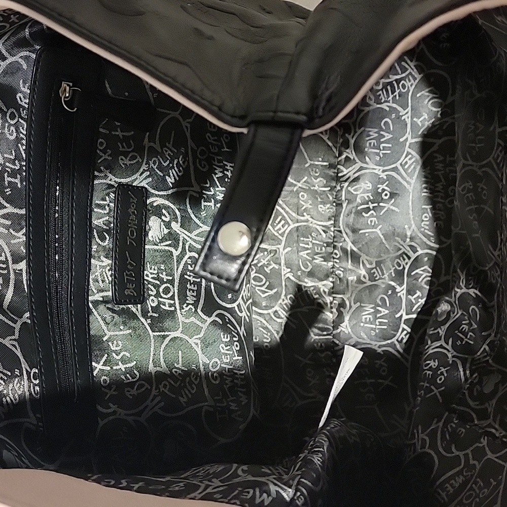 Betsey Johnson purse - Picture 2 of 3